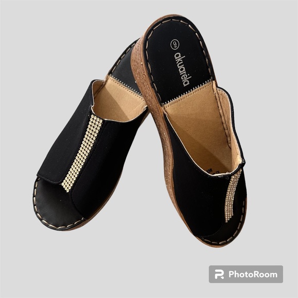 Akuarela platform sandals size 9 - Picture 2 of 7